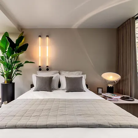 Luxury In Old Marais, 3 Bedroom Patio, Sauna, Fitness Room, Ac Apartment