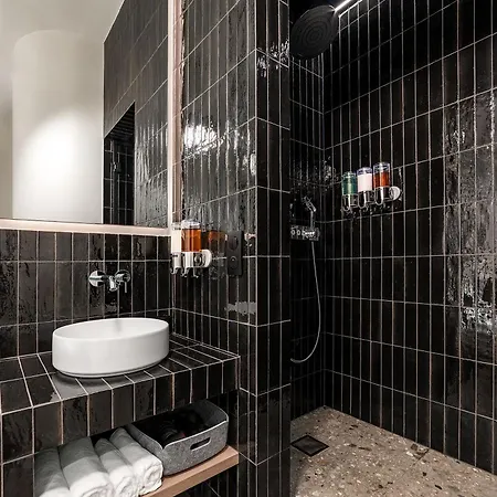 Luxury In Old Marais, 3 Bedroom Patio, Sauna, Fitness Room, Ac Apartment *