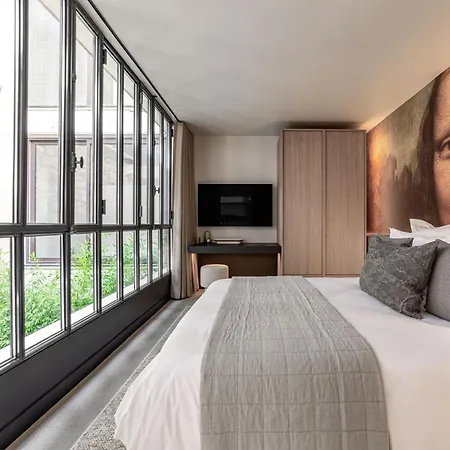 Luxury In Old Marais, 3 Bedroom Patio, Sauna, Fitness Room, Ac Apartment *