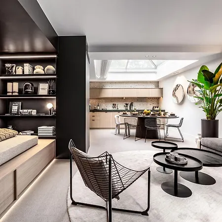 Apartment Luxury In Old Marais, 3 Bedroom Patio, Sauna, Fitness Room, Ac Paris
